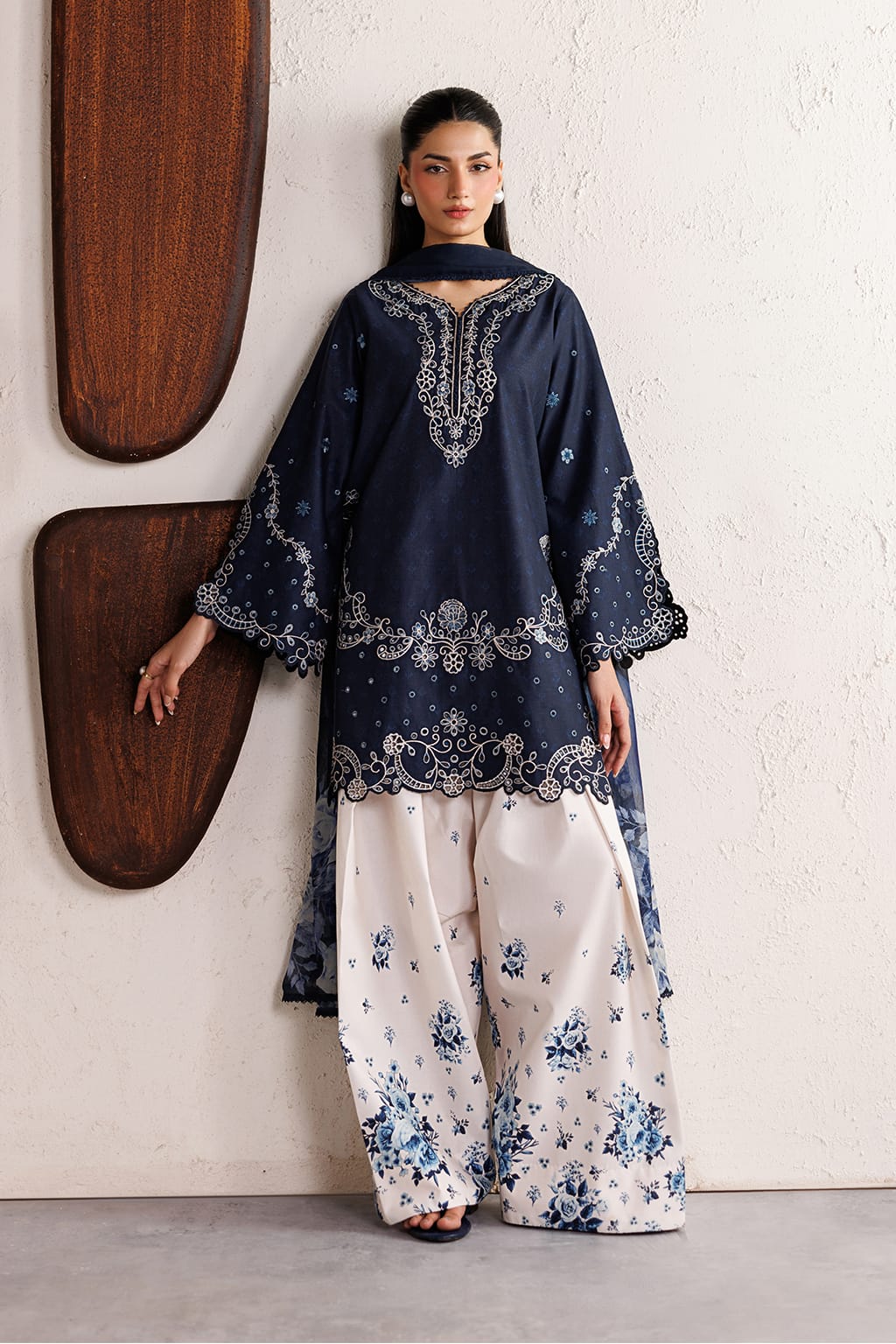 IZNIK_ DHANAK EMBROIDERED 3PC