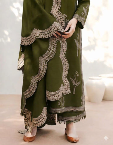 MAHRANI
WEAR BY THE GORGEOUS ACTRESS