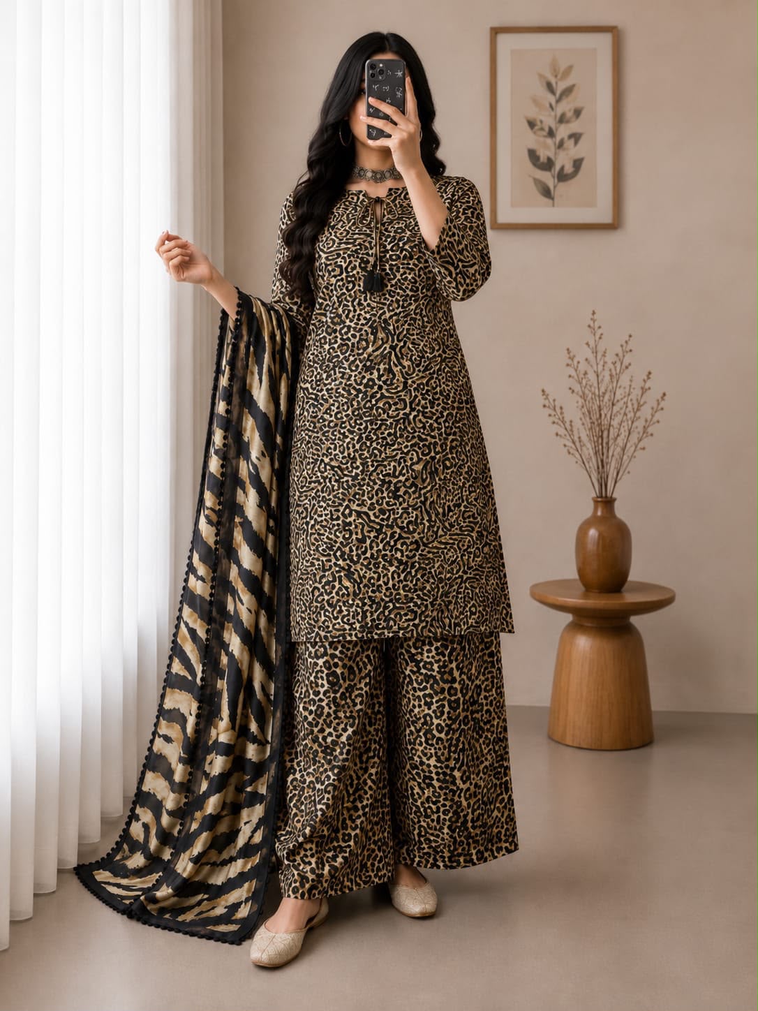 ♥️BONANZA♥️
PRINTED LAWN ALLOVER 3PC