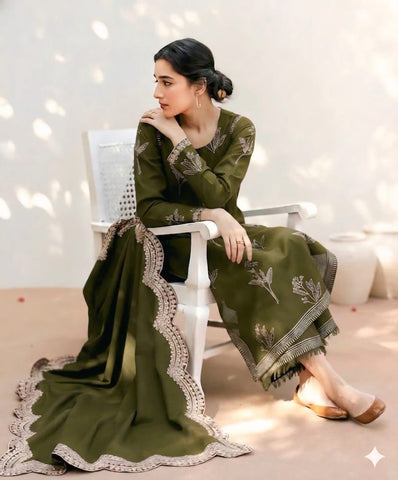 MAHRANI
WEAR BY THE GORGEOUS ACTRESS