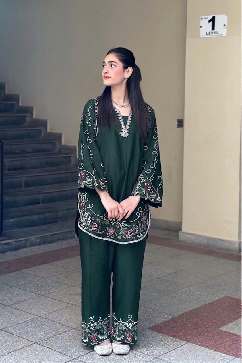 PEEZWAN
CATEGORY _ PURE DHANAK 2PC EMBROIDERED