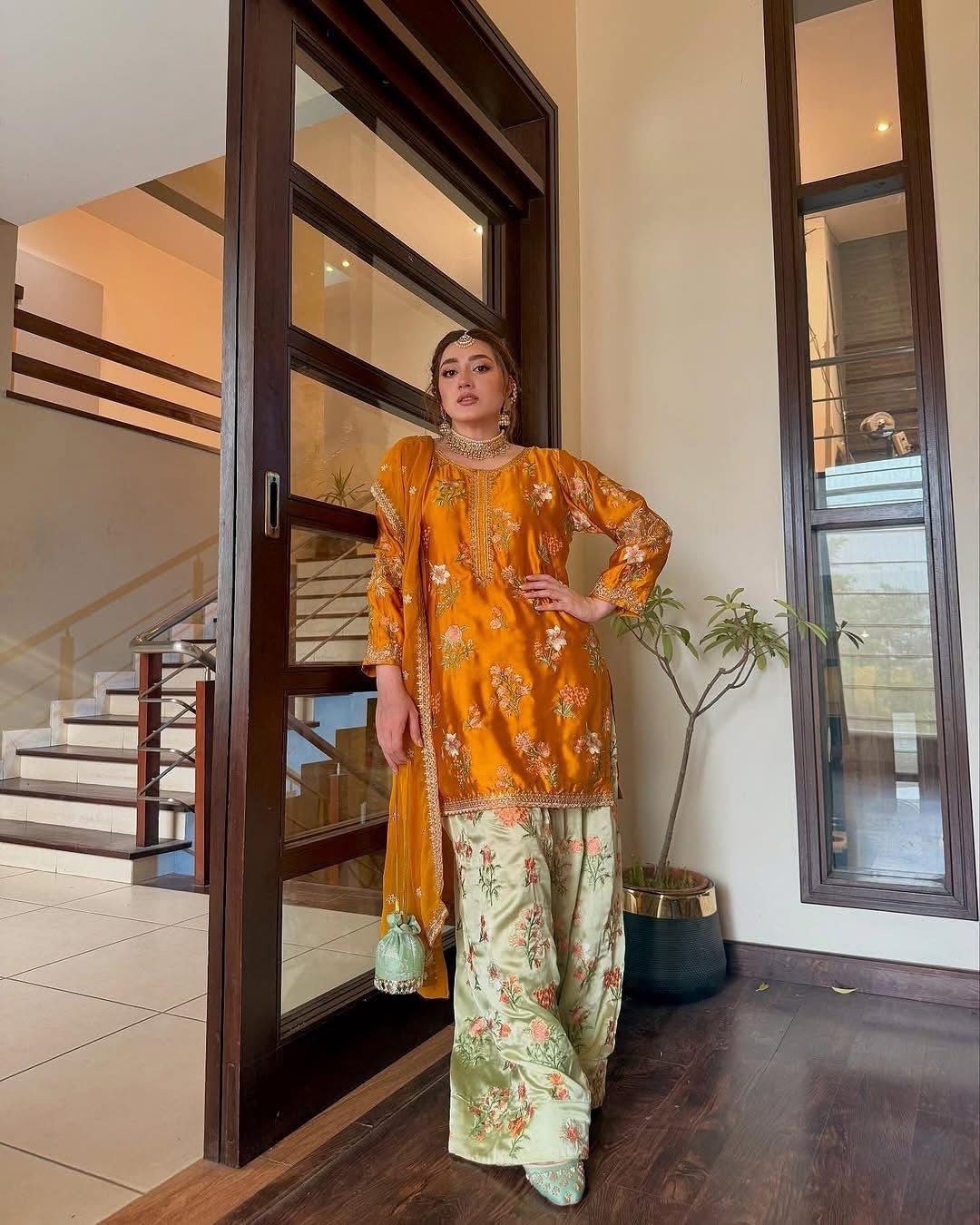 LAAM Wear by MOMINA IQBAL