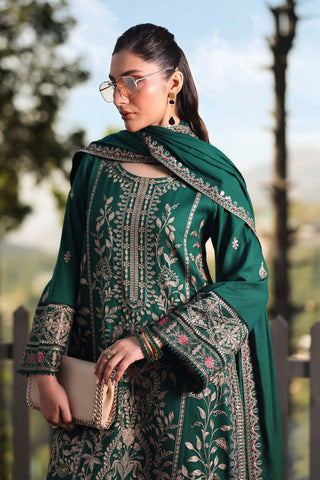 MARIA B (PREMIUM VERSION)
WEAR BY THE GORGEOUS ACTRESS