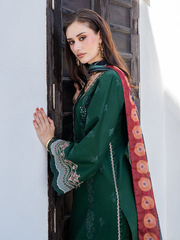 IZEL_WEAR_ BY_THE GORGEOUS ACTRESS