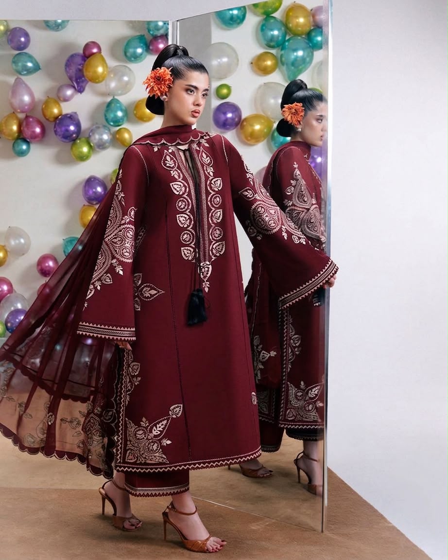 NAIN PREET (PREMIUM VERSION)
WEAR BY THE GORGEOUS ACTRESS