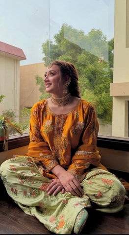 LAAM Wear by MOMINA IQBAL