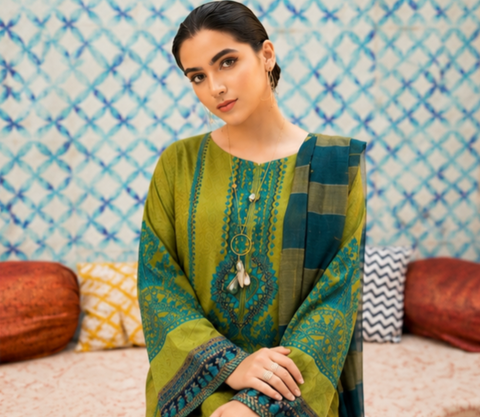 MARIA B
WEAR BY THE GORGEOUS ACTRESS
